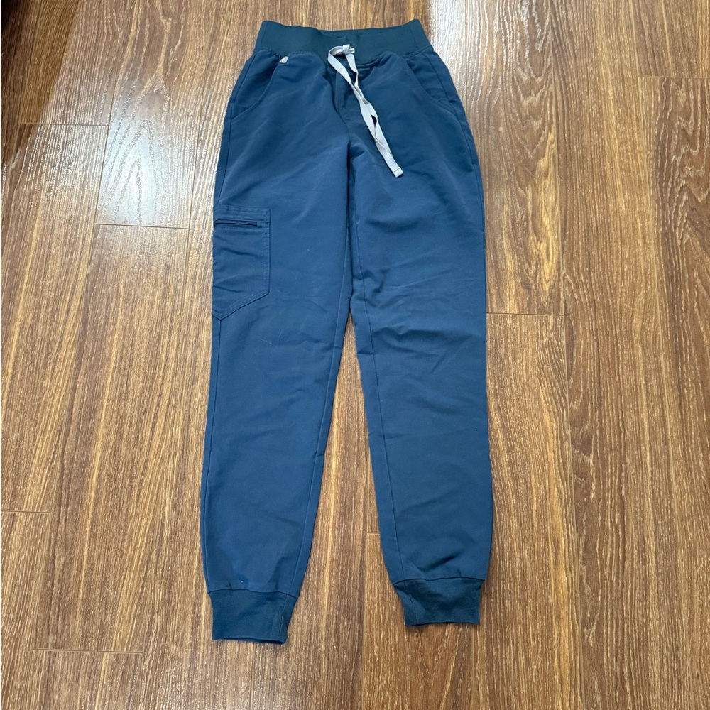Figs High Waisted Zamora Jogger Scrub Pants in Dark Harbor size XXS